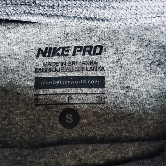 Nike Long-Sleeve Dri-FIT Base Layer Shirt - Picture 3 of 3